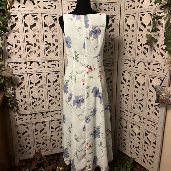 CDC LOVELY LIGHT BLUE & PURPLE FLOWERS SLEEVELESS LIGHTWEIGHT MAXI DRESS - Picture 6 of 9